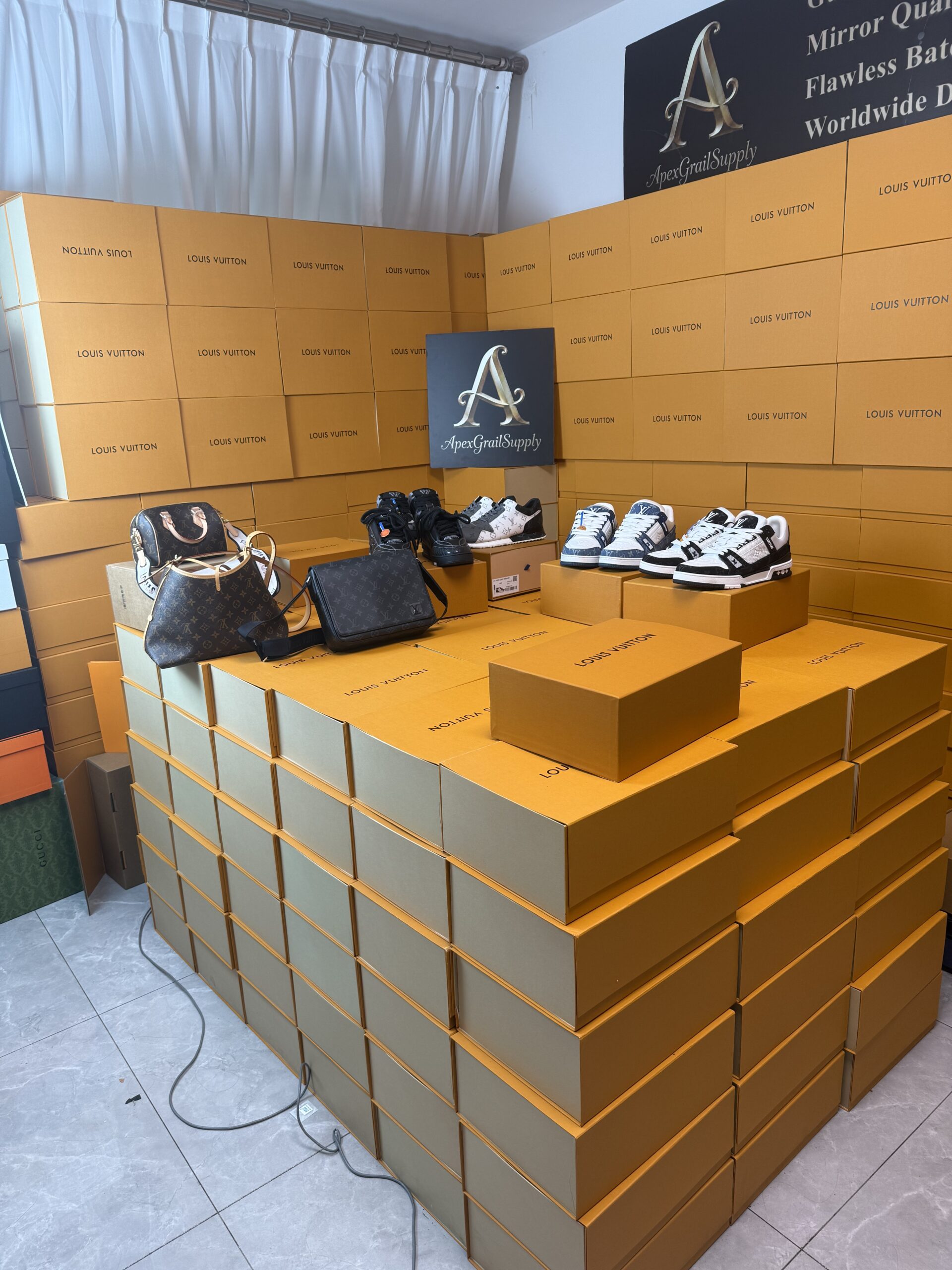 LUXE SELECT
